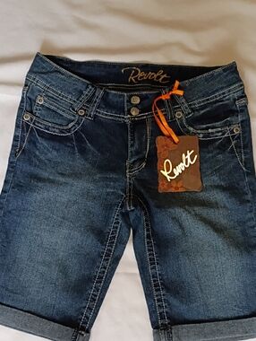 Revolt Women’s Dark Blue Denim Shorts Size 7